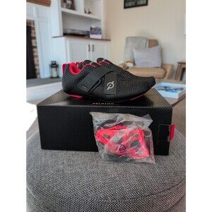 Brand new Peloton Altos cycling shoes with look delta cleats + box US women's 7